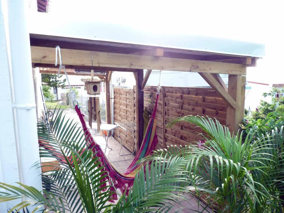 Logement Dans Un Lieu Calme Et Verdoyant A Proximite De Tout Avec Jacuzzi!!! Бас-Тер Экстерьер фото