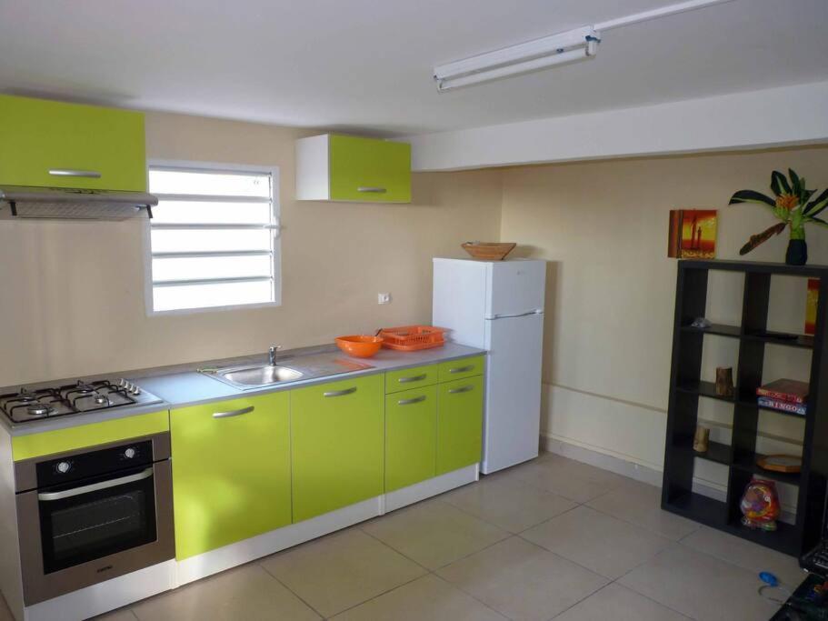 Logement Dans Un Lieu Calme Et Verdoyant A Proximite De Tout Avec Jacuzzi!!! Бас-Тер Экстерьер фото